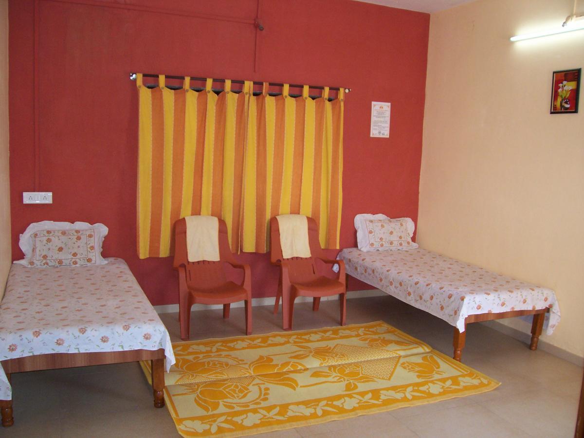 Mtdc Approved Mohiniraj Guest House Nashik Esterno foto
